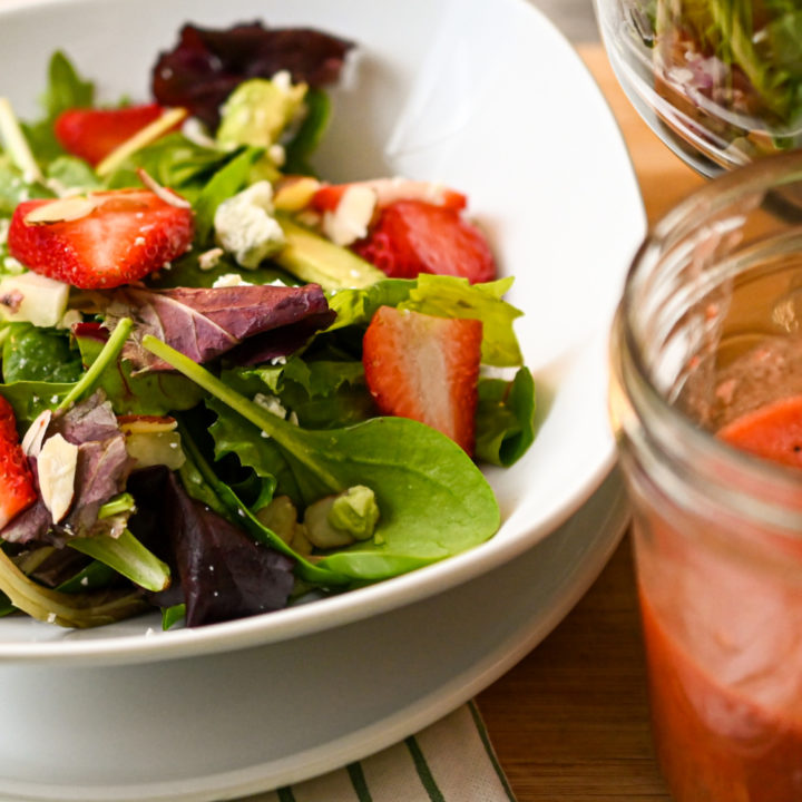 Keto Strawberry Salad With Strawberry Vinaigrette Dressing