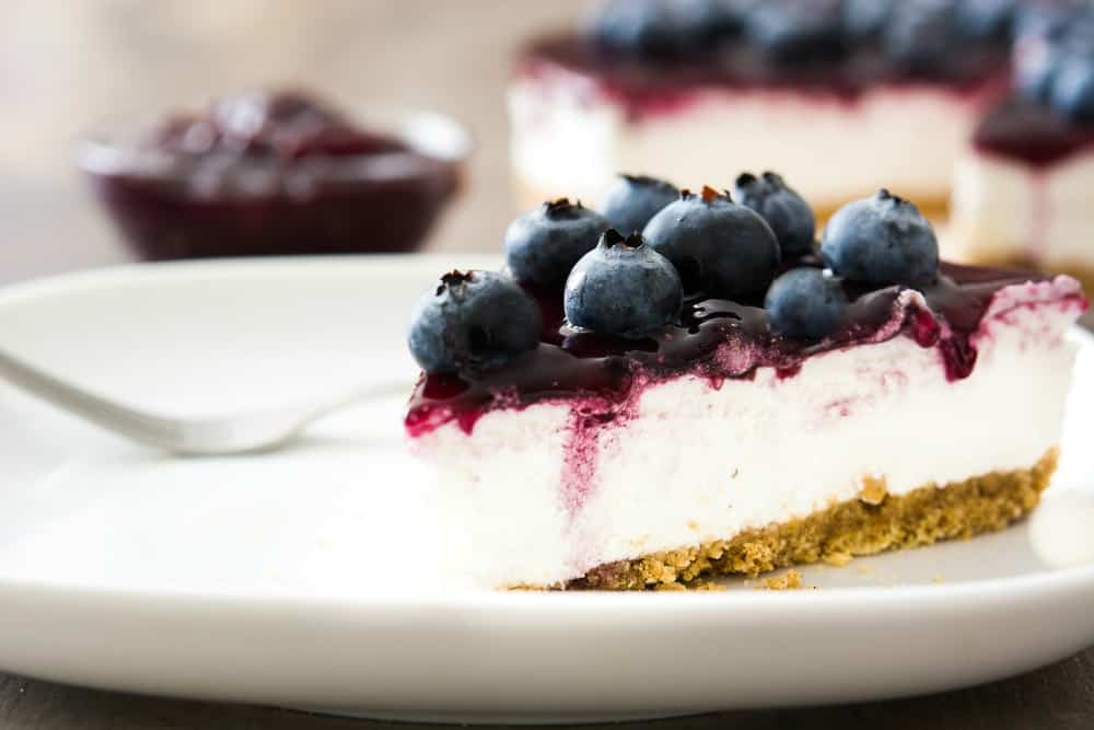 keto blueberry cheesecake