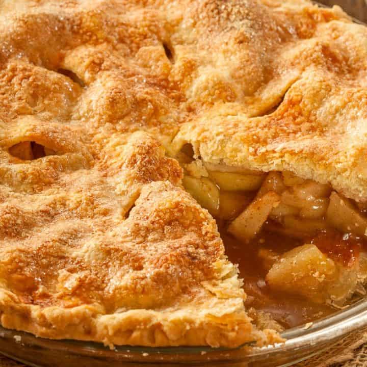 It’s a delicious keto mock apple pie that uses chayote squash in place of apples. Enjoy a keto apple pie that fits your macros and is guilt-free.