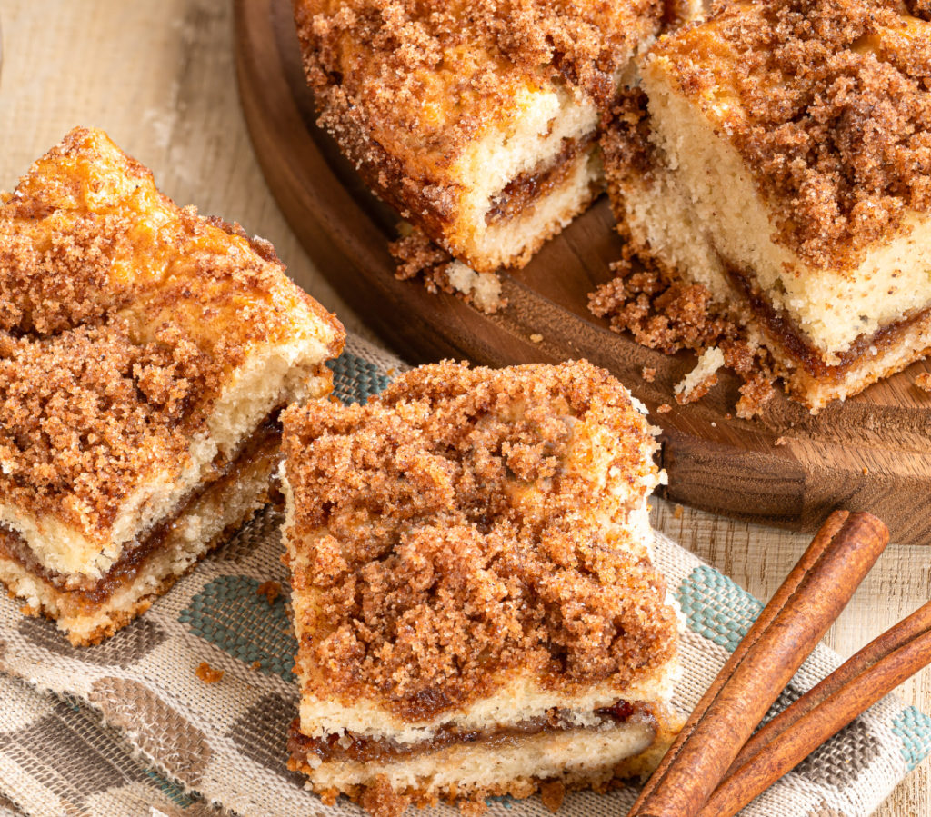 low-carb keto sour cream coffee cake gluten-free