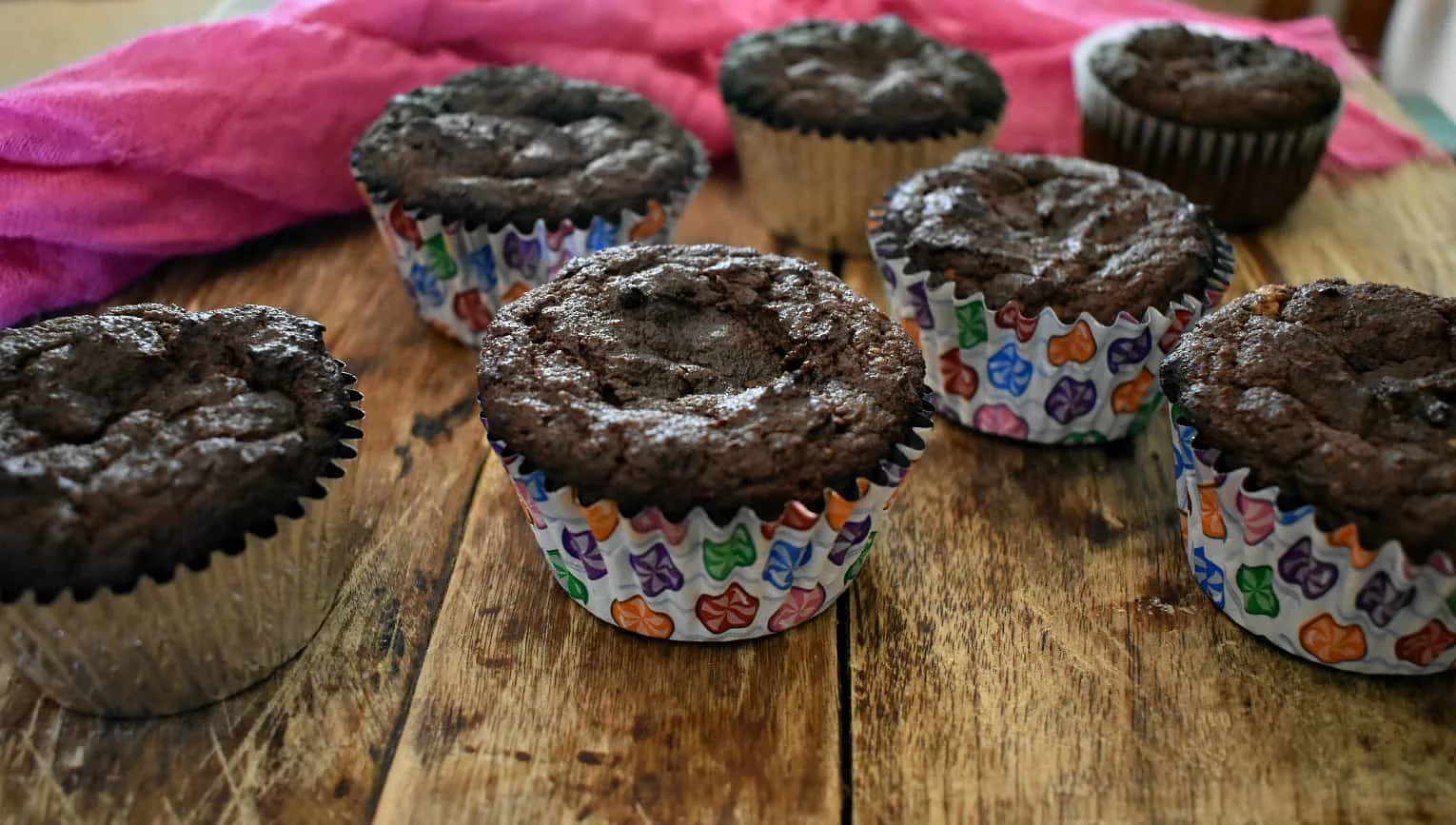 Keto chocolate cupcakes