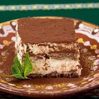 keto tiramisu cake