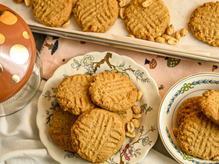 low carb peanut butter cookies served and ready to enjoy