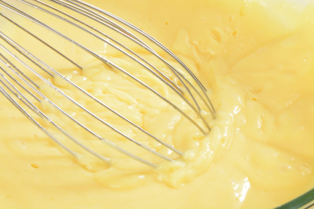 low-carb posset being made