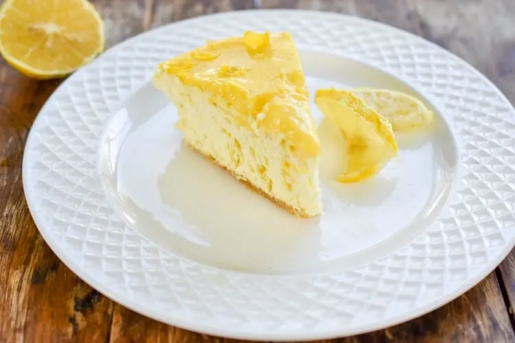 Keto Lemon Curd Cheesecake