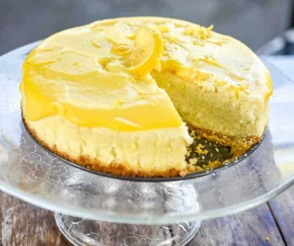 Keto lemon curd cheesecake