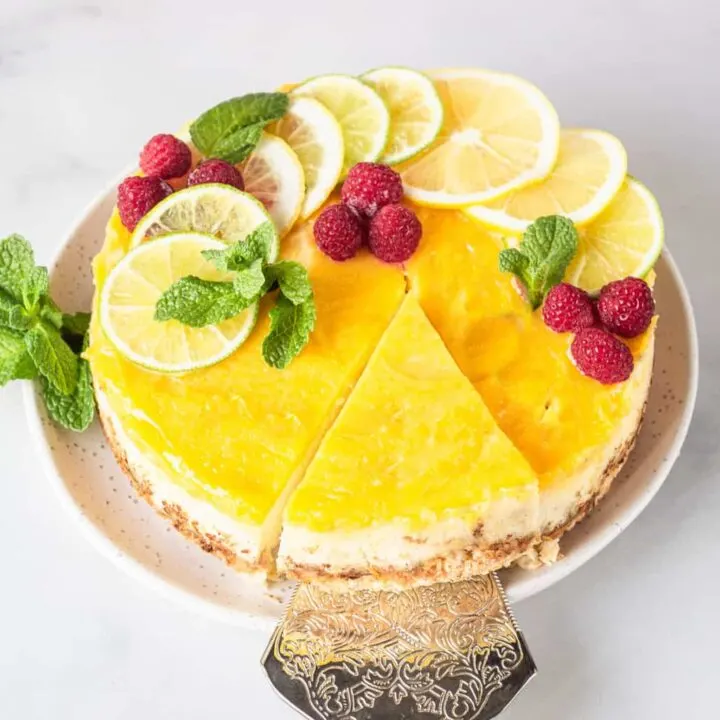 keto lemon cheesecake with lemon curd topping