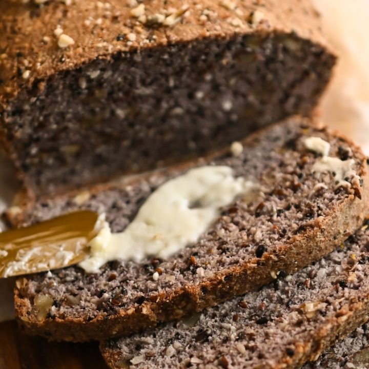 Low carb high fiber bread sliced