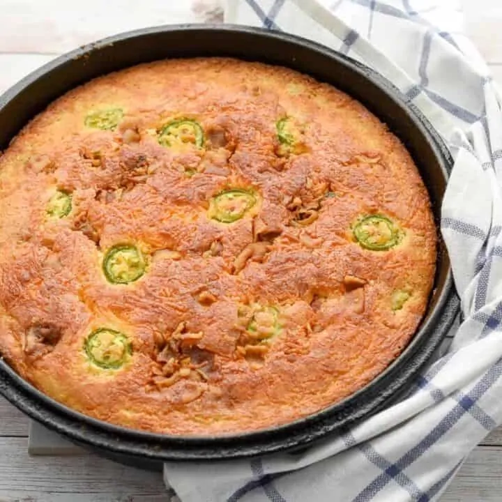 This delicious keto jalapeño cheddar bacon cornbread will fool your tastebuds into thinking it's the real thing. Yet it uses zero corn or cornmeal and even the texture is spot on