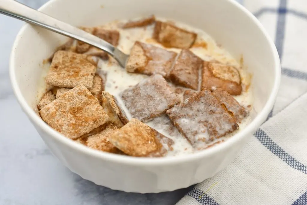 low-carb cinnamon crunch cereal