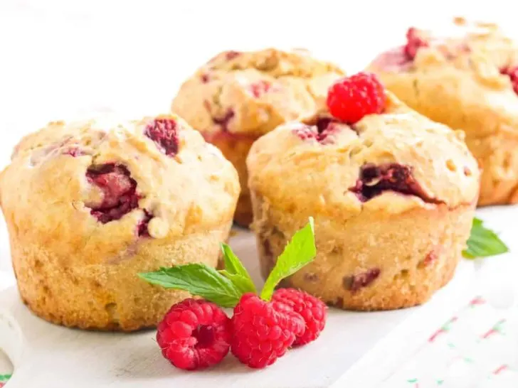 Easy keto raspberry muffins