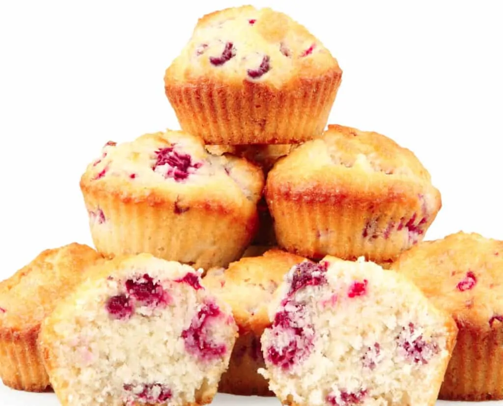 almond flour raspberry keto muffins
