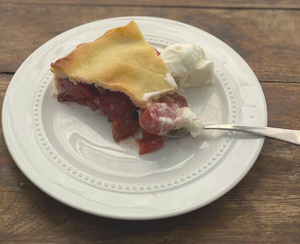 low carb rhubarb strawberry pie