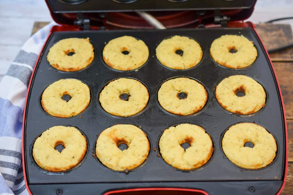 KETO BROWN BUTTER DONUTS IN MINI DONUT MAKER RED WITH BLUE TOWEL FIT TO SERVE