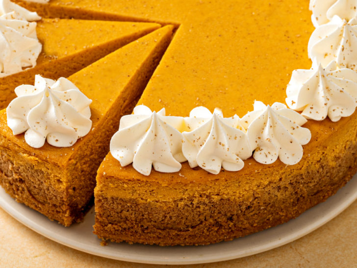 low carb pumpkin cheesecake sprinkled with freshly grated nutmeg