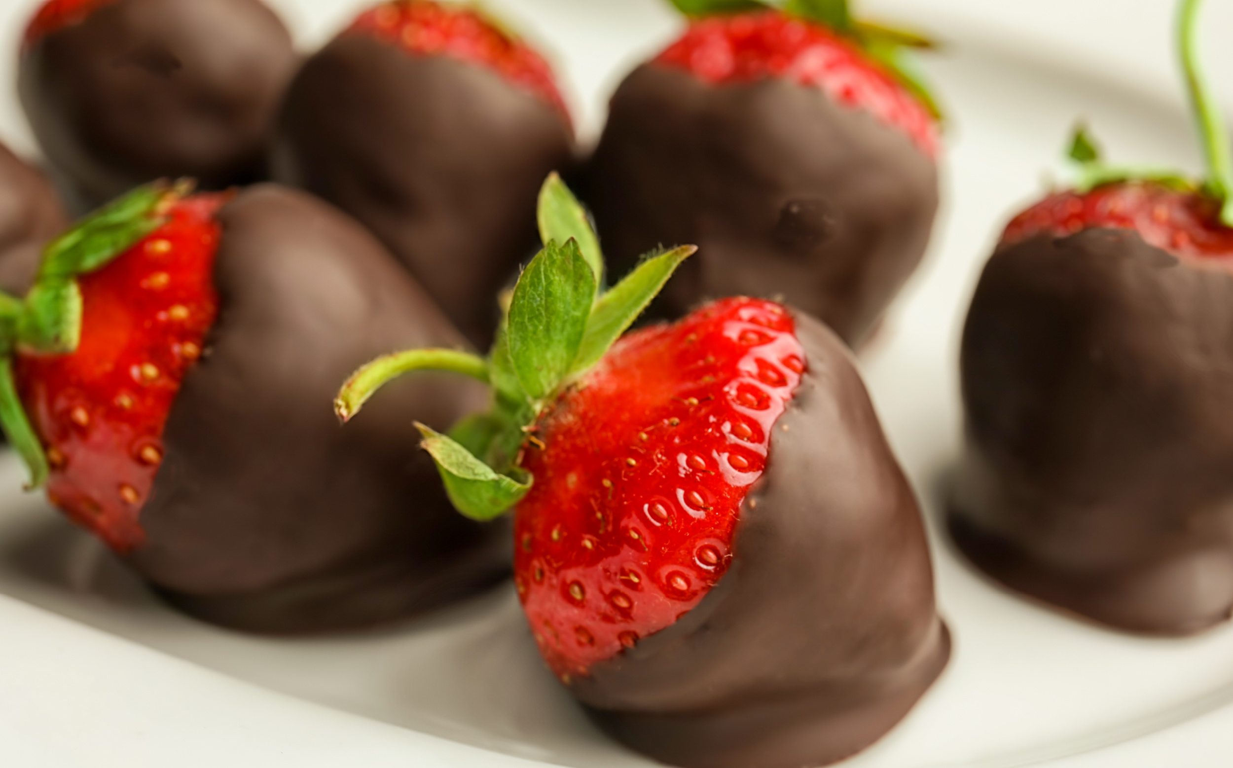 Keto Chocolate Covered Strawberries · Fittoserve Group