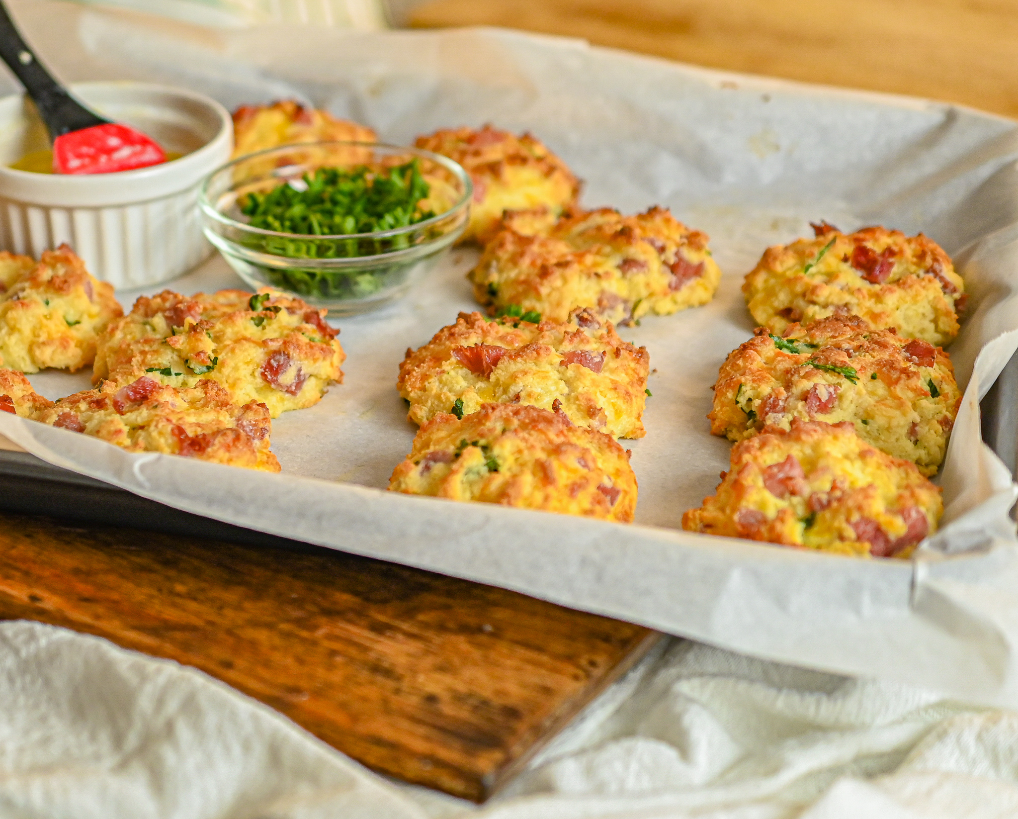 keto ham and cheese drop biscuits featured image