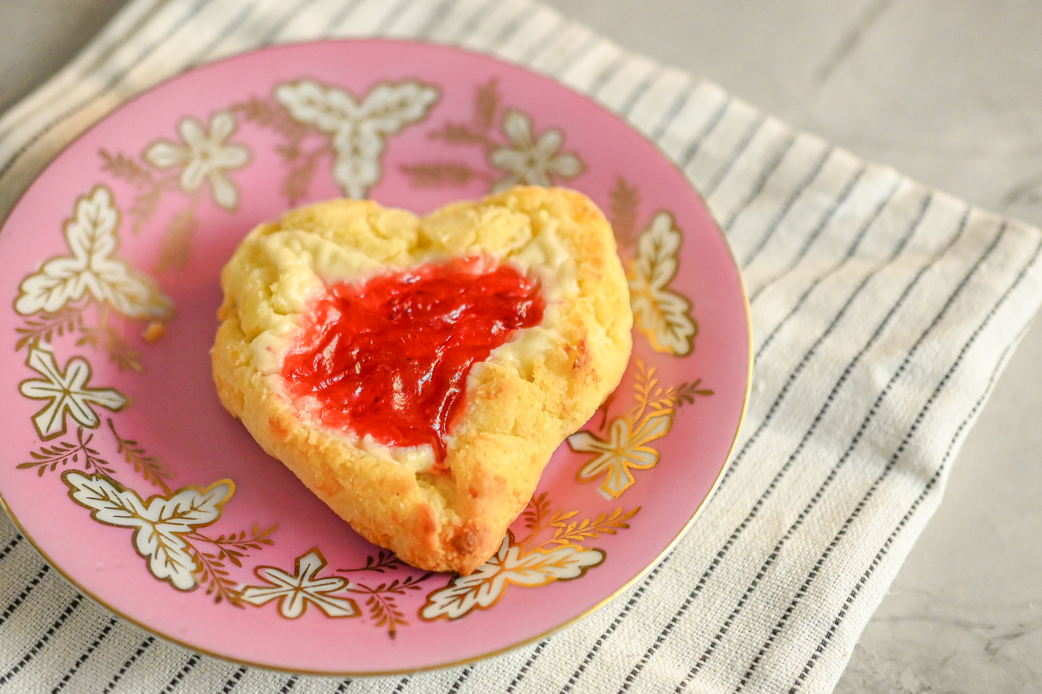 keto cheese danish heart shaped on pink plate