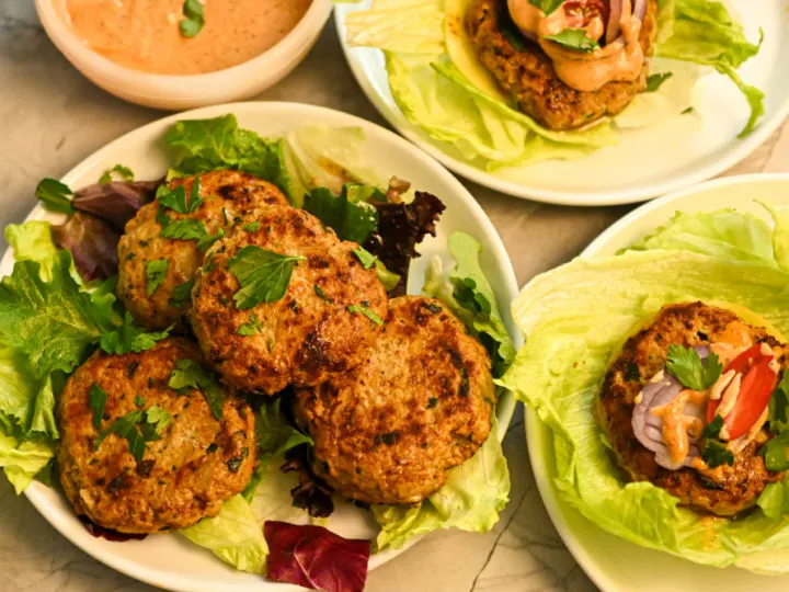 keto chicken burgers featured image