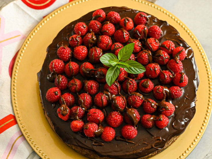 keto raspberry chocolate cheesecake whole