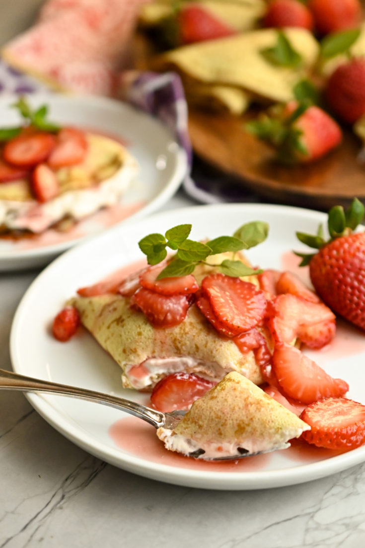 Keto Crepini Strawberry Cream Cheese Crepes