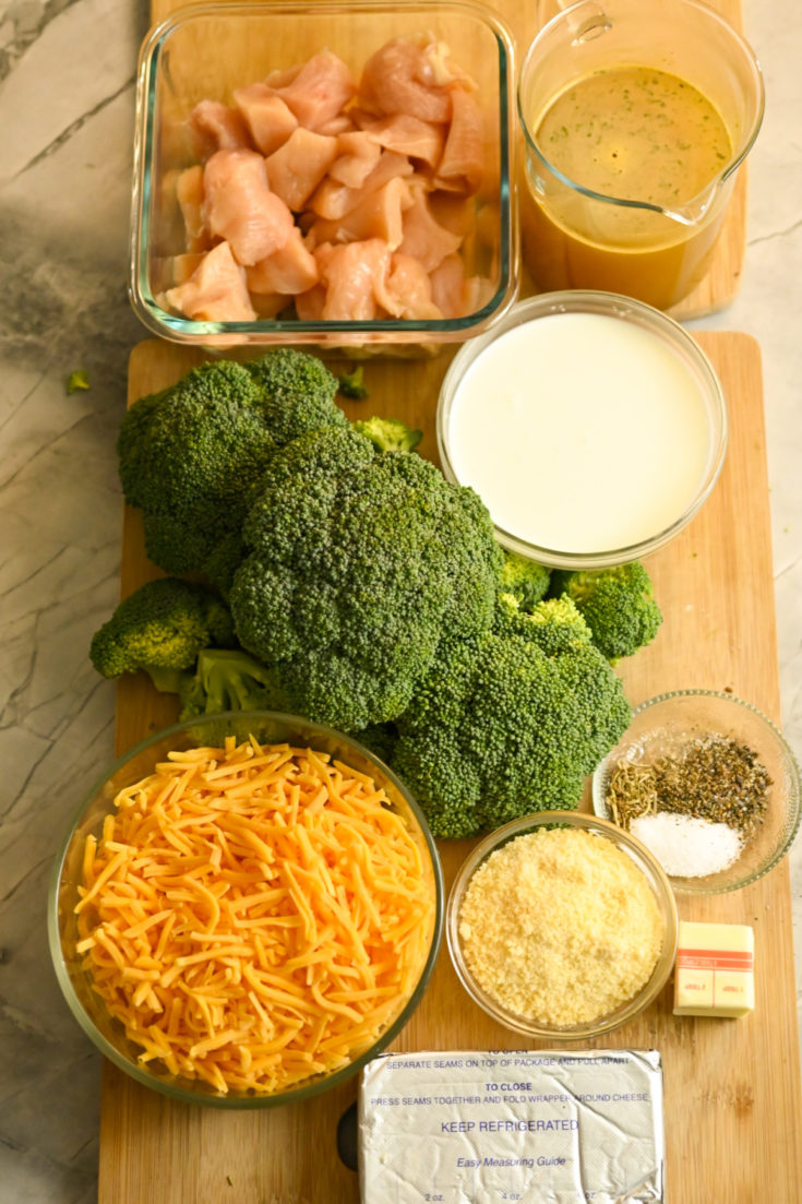 ingredients for a keto-friendly chicken broccoli soup