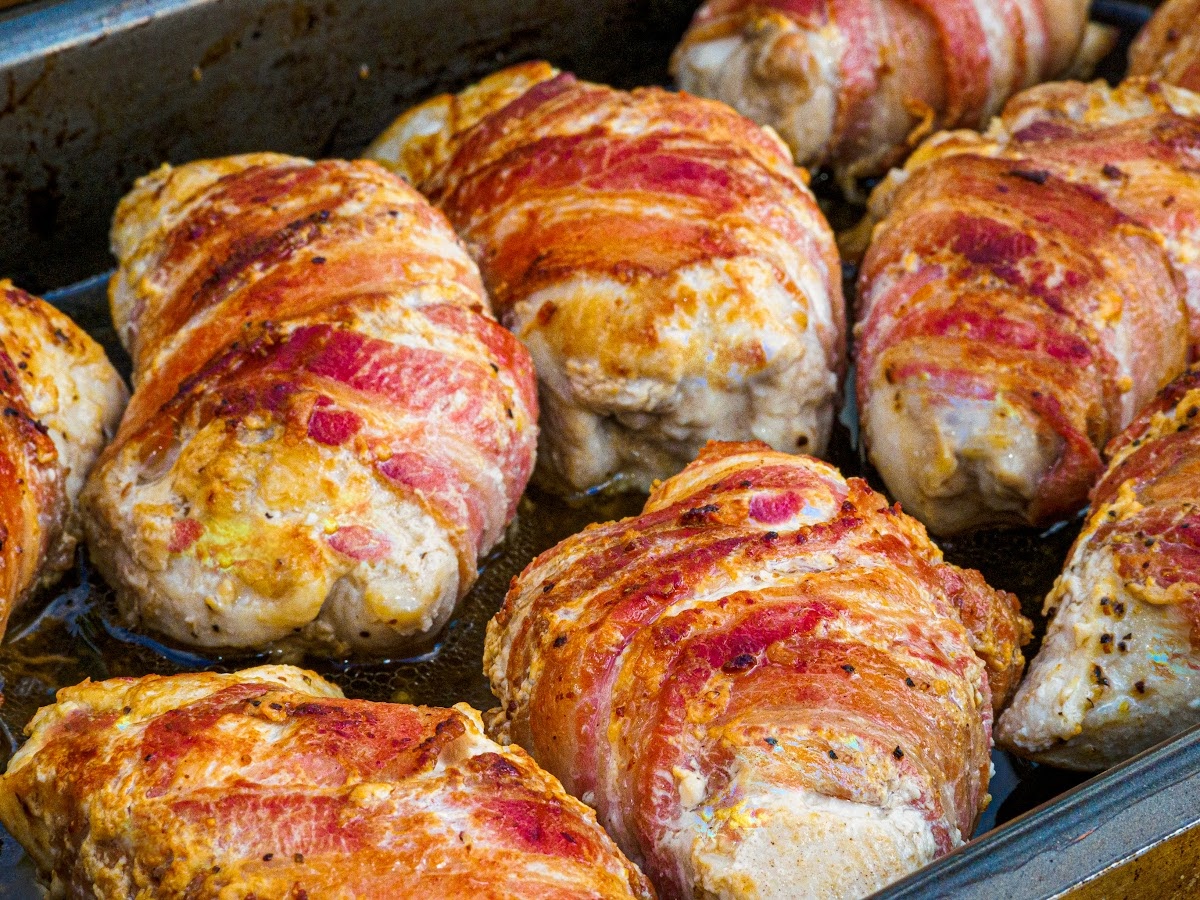 keto bacon wrapped chicken baked in roasting pan