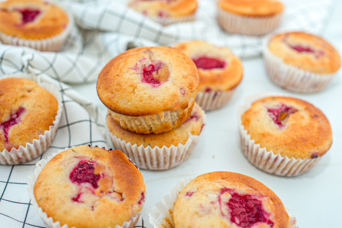 Keto Raspberry Muffins (Almond Flour) · Fittoserve Group