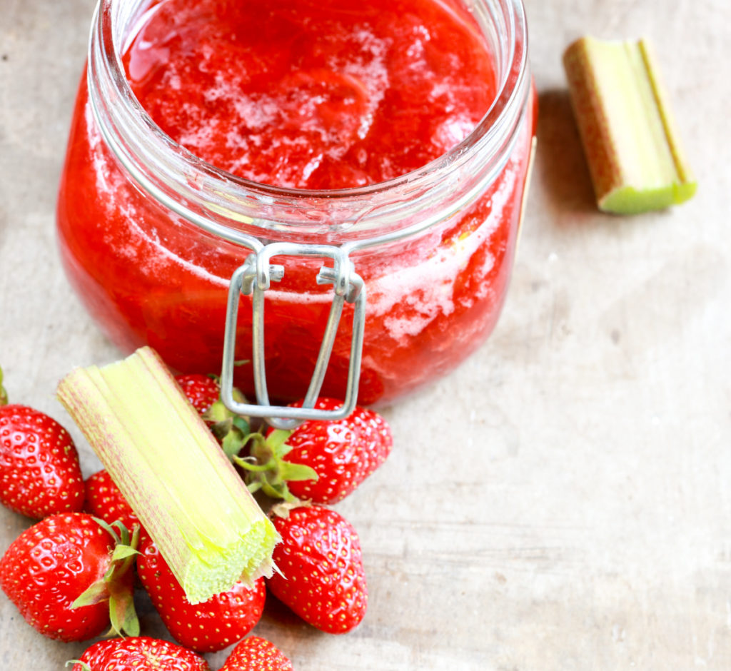 keto strawberry rhubarb sauce