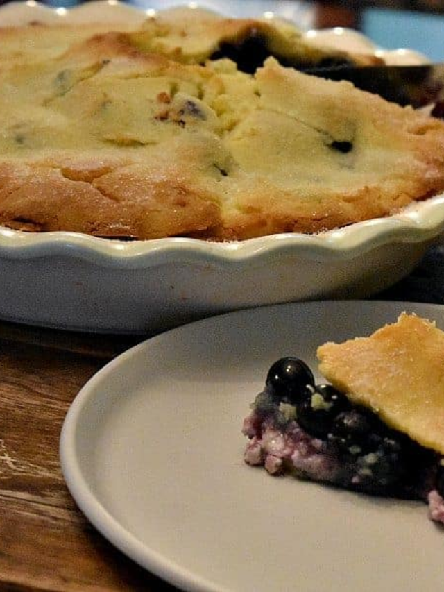 Easy Keto Blueberry Pie (Double Crust)