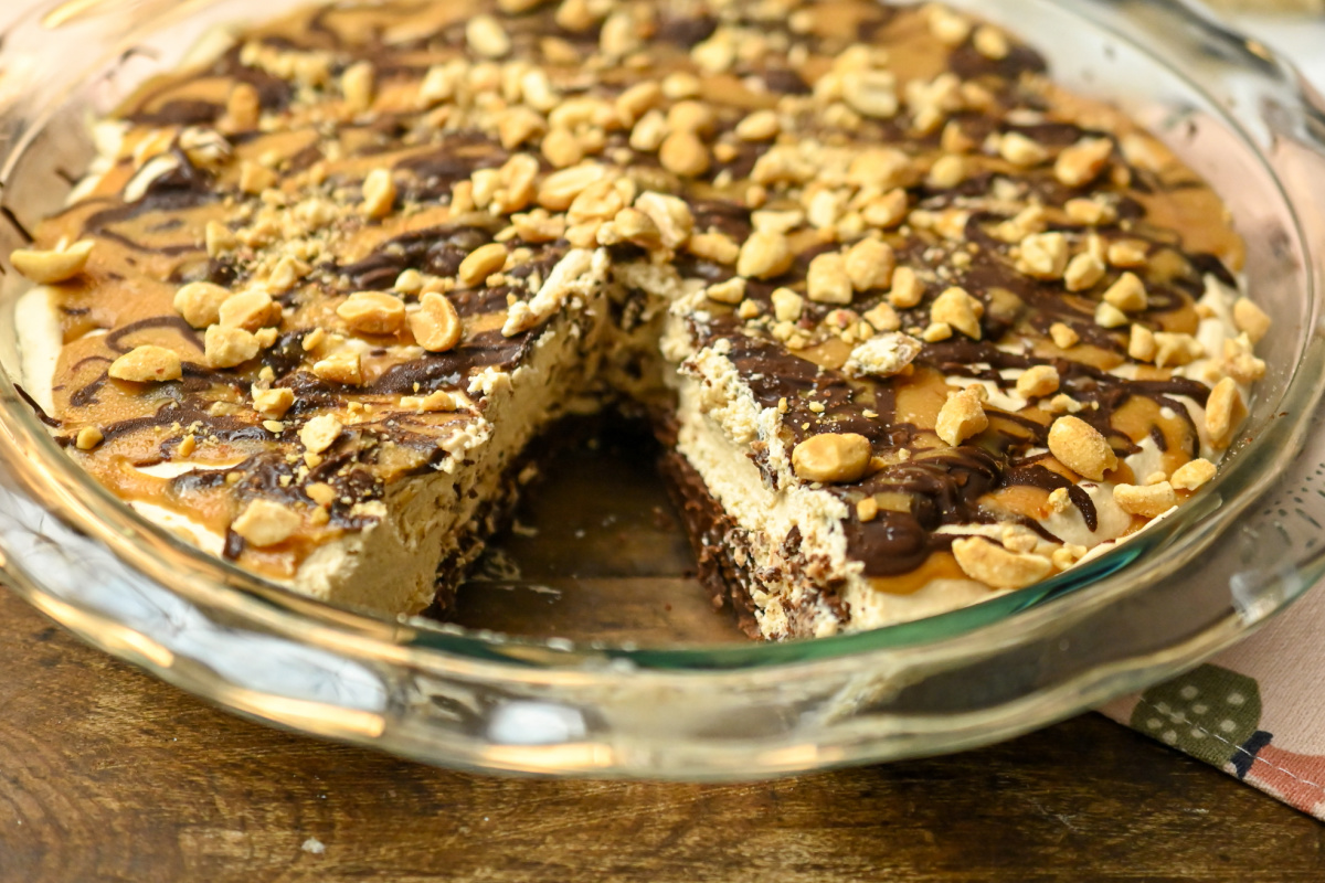 Low Carb Peanut Butter Chocolate Pie