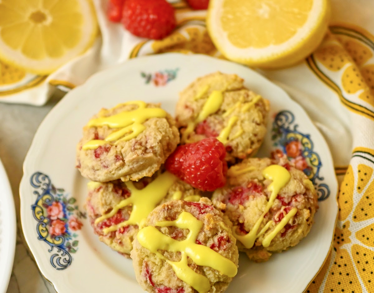 Keto Raspberry Lemonade Cookies