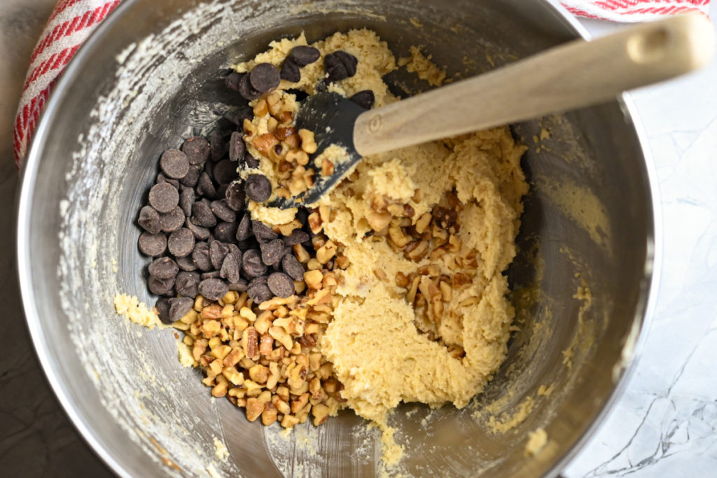 keto-chocolate-chip-cookie-dough-in-a-large-metal-bowl
