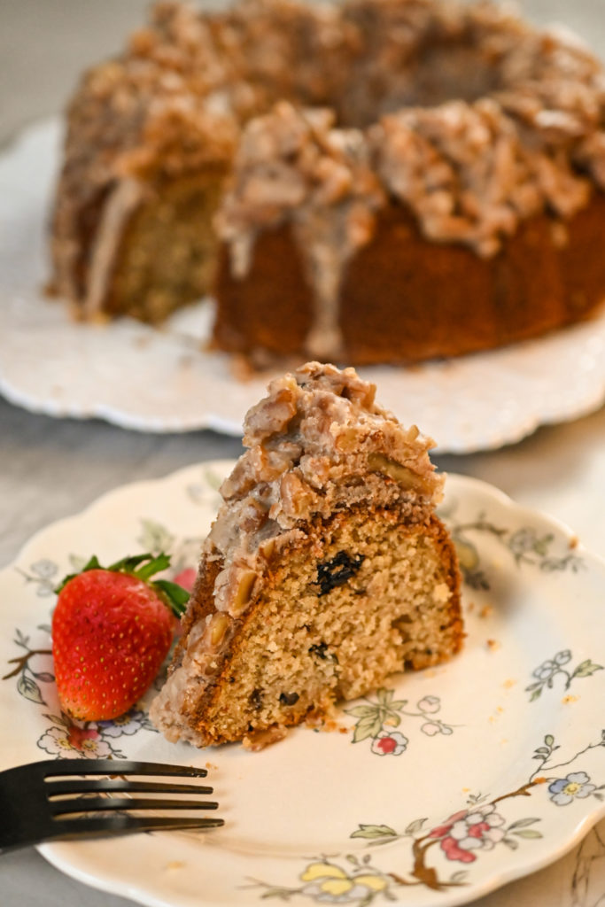 Low-Carb Butter Pecan Cake