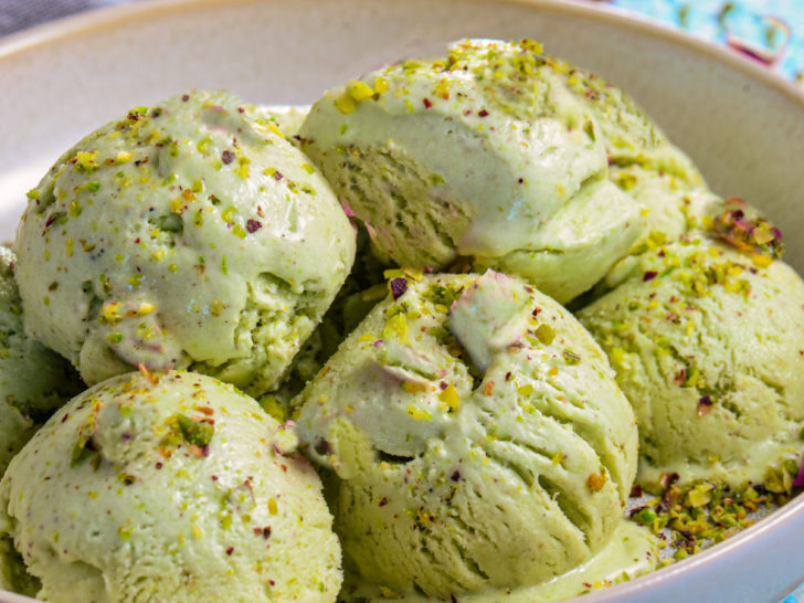 keto pistachio ice cream featured image