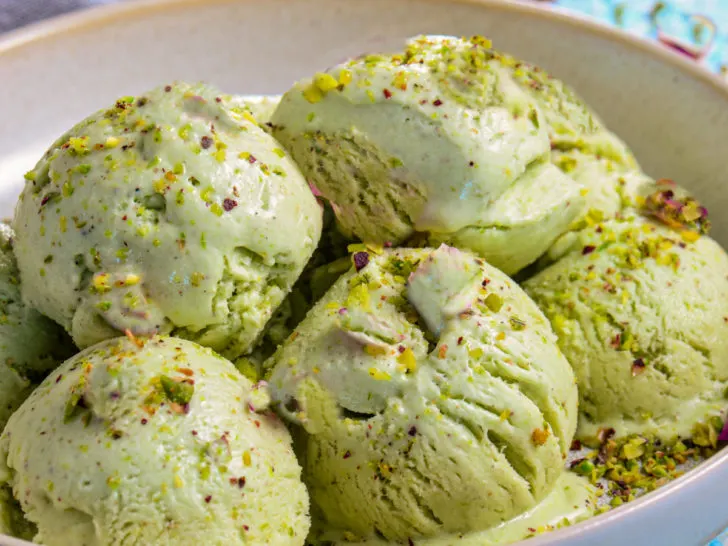 keto pistachio ice cream featured image