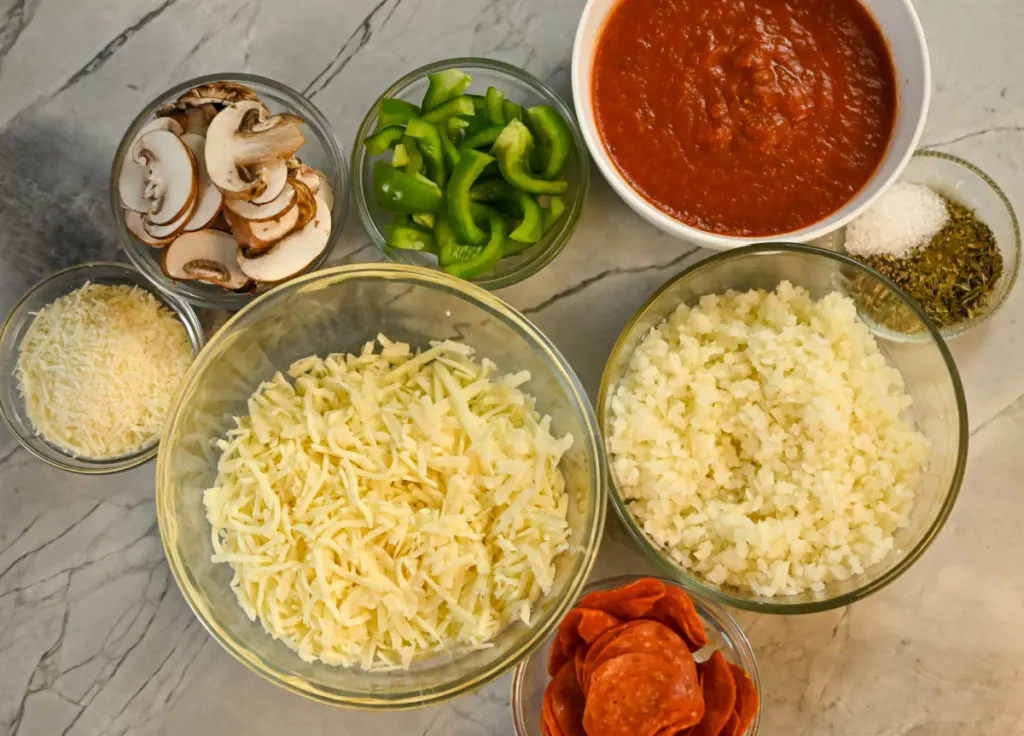 keto pizza casserole ingredients