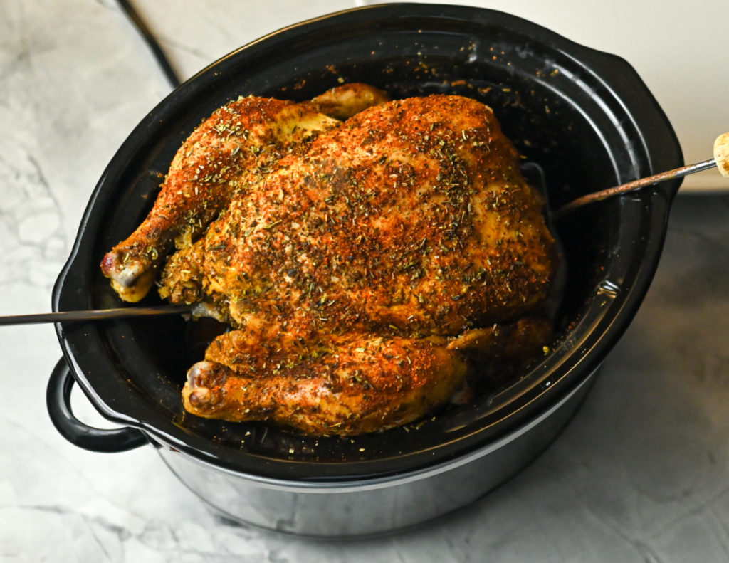 keto cajun chicken cooked in a slow-cooker