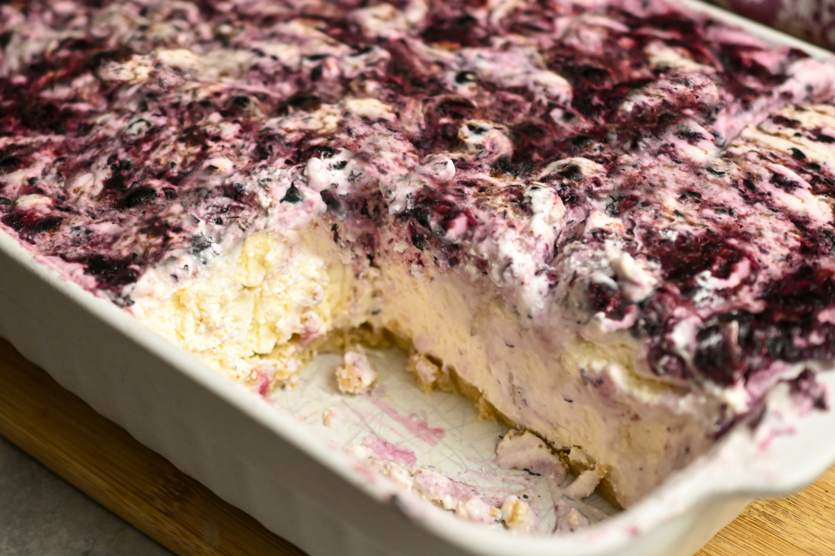 Keto No Bake Blackberry Cheesecake