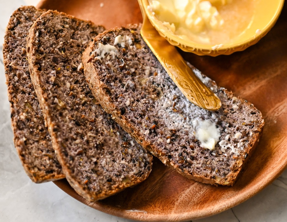 Keto Pumpernickel Bread · Fittoserve Group