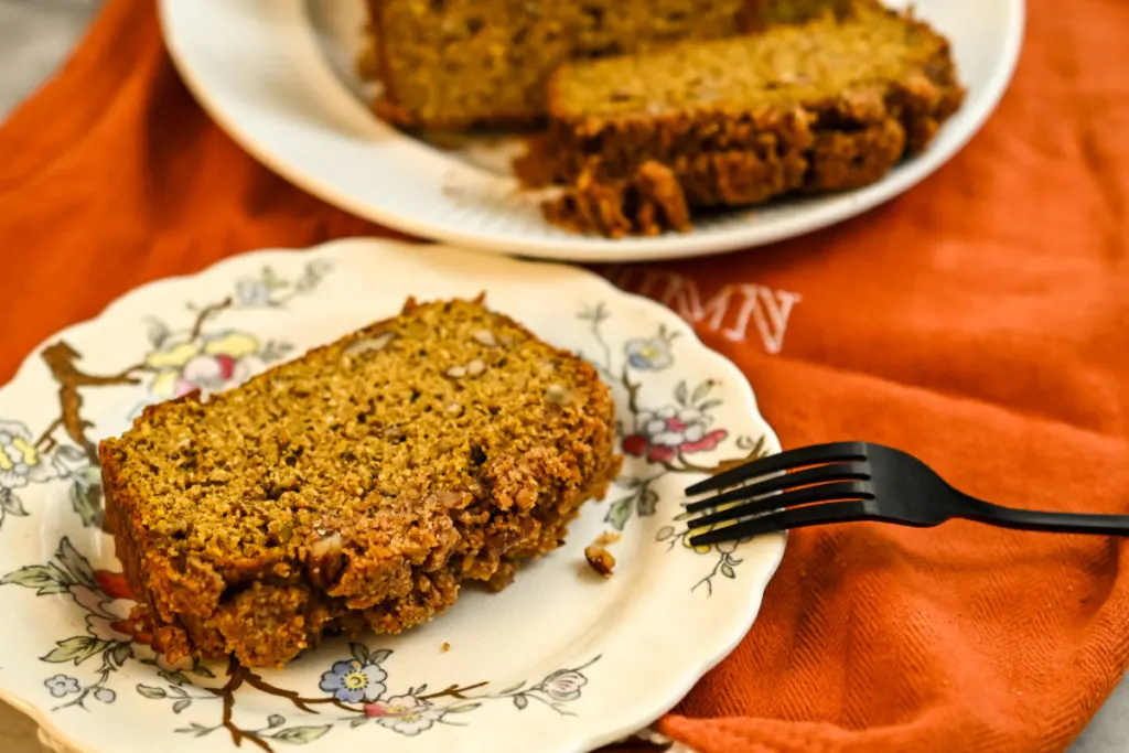 keto pumpkin streusel bread sliced and served