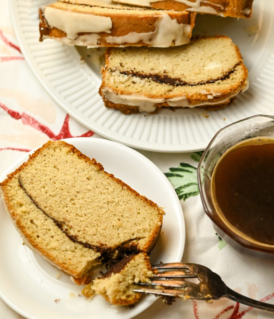 low-carb nutmeg swirl bread