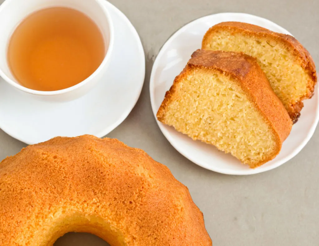 Keto Greek Yogurt Cake · Fittoserve Group