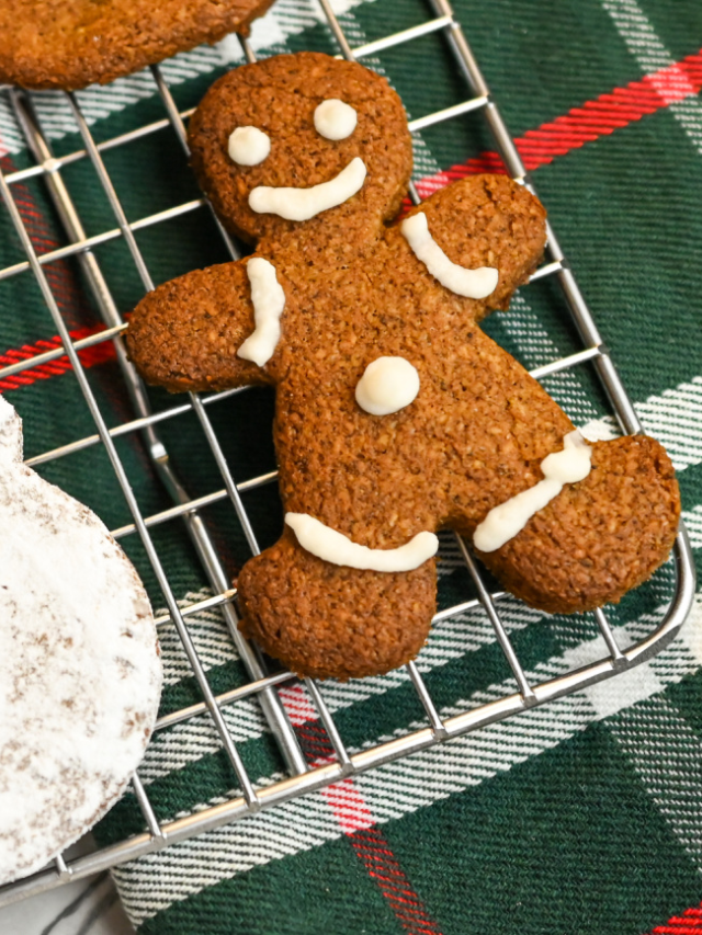 Spicy Keto Gingerbread Cookies Story