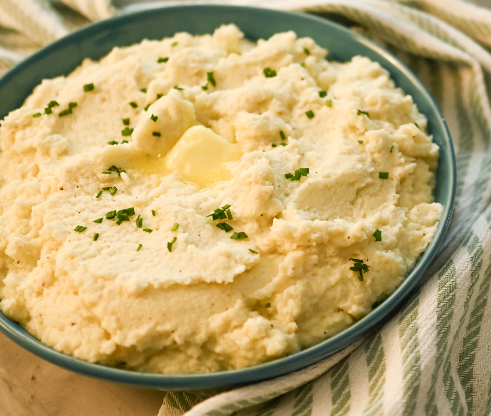 keto cauliflower mash served and ready to enjoy