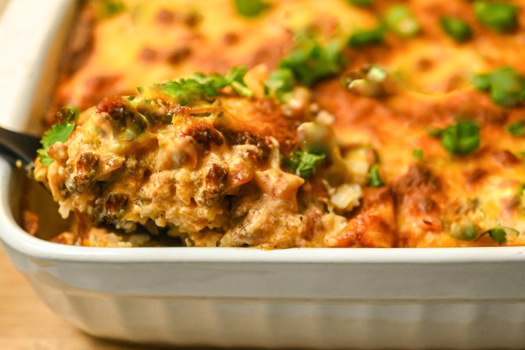 keto cheeseburger casserole being served