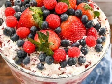 keto red velvet trifle top view_ easy