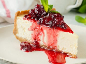 keto cranberry cheesecake featured image 1200