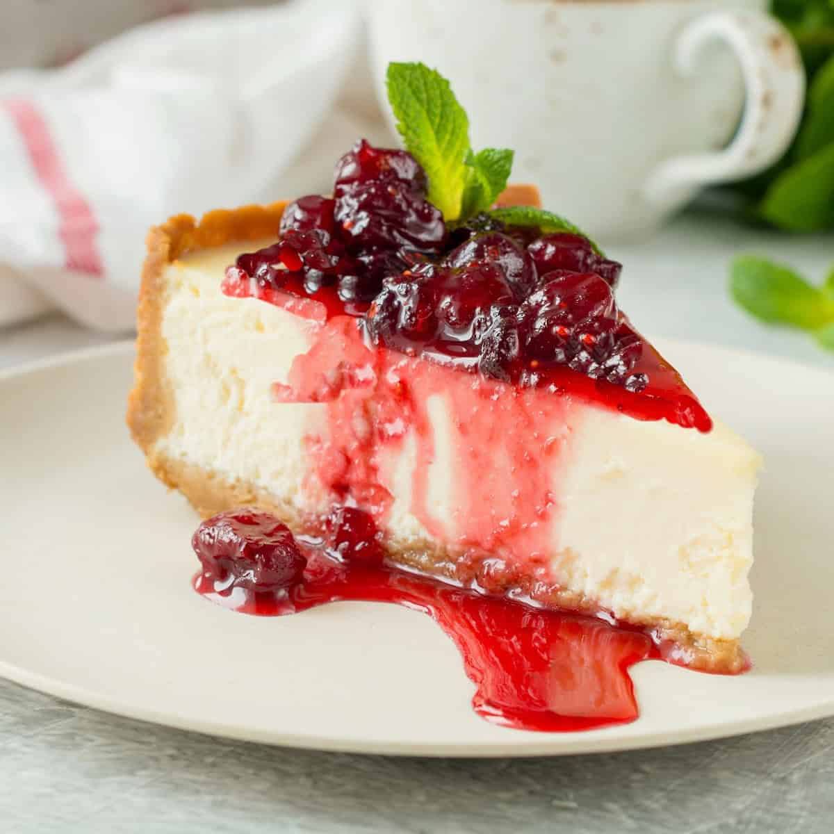 keto cranberry cheesecake featured image 1200