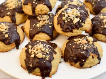 keto peanut butter coconut flour cookies 1200